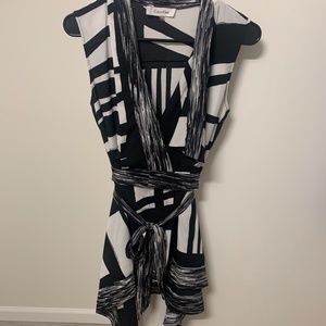 Calvin Klein Elegant Designer Blouse